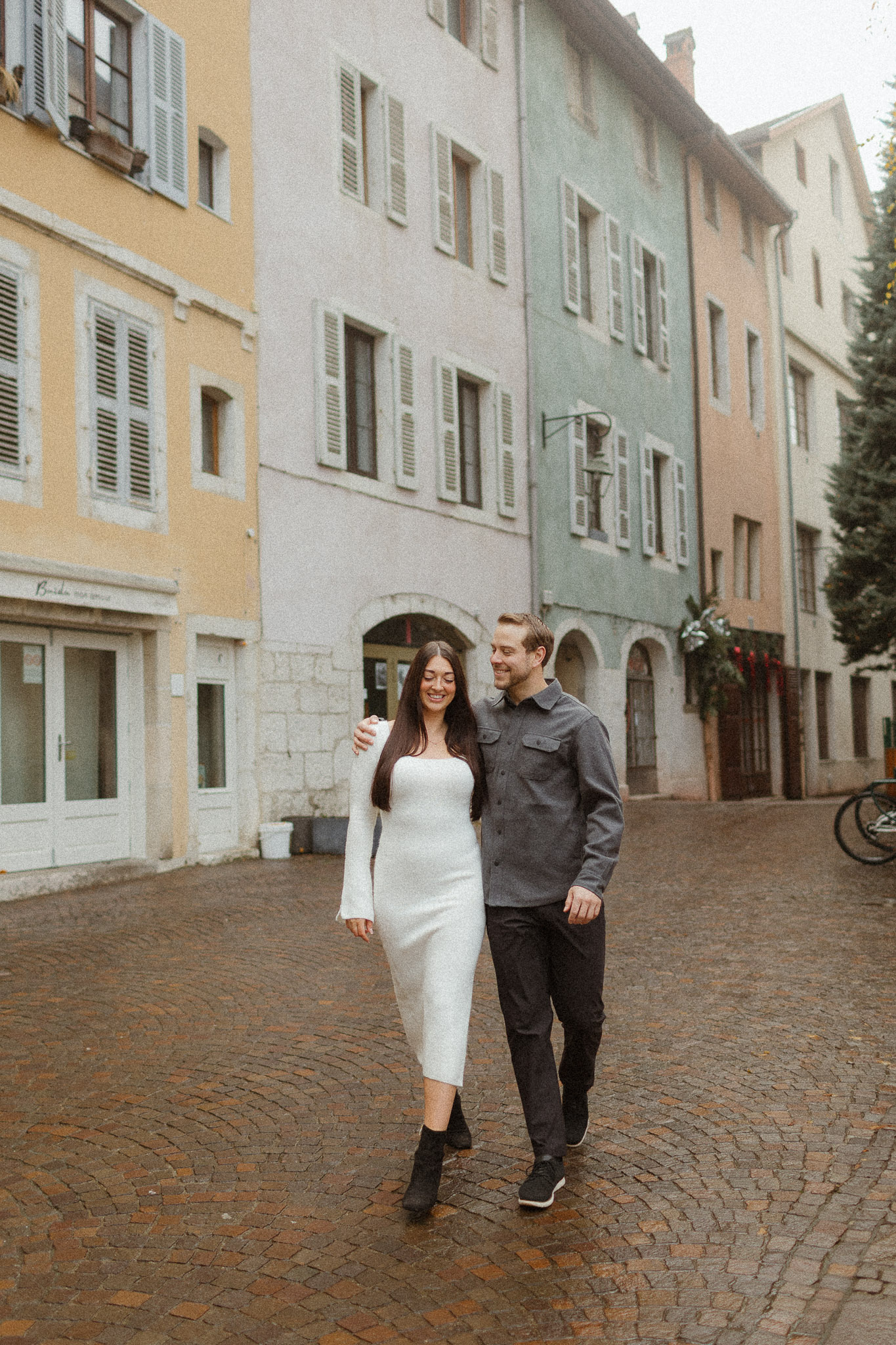 Promenade d'un coup dans Annecy sous le brouillard.